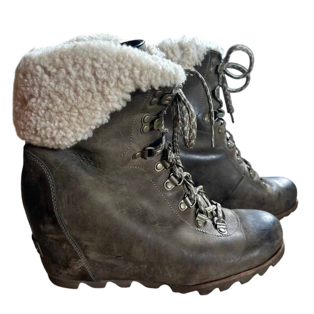Sorel Quarry Grey Leather Faux Shearling Lea Wedge Boots Women's 10